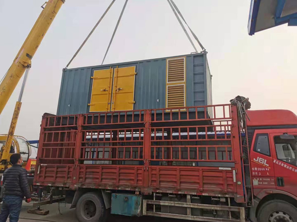 巴音郭楞如何根据测量要求选择合适的电压表量程？