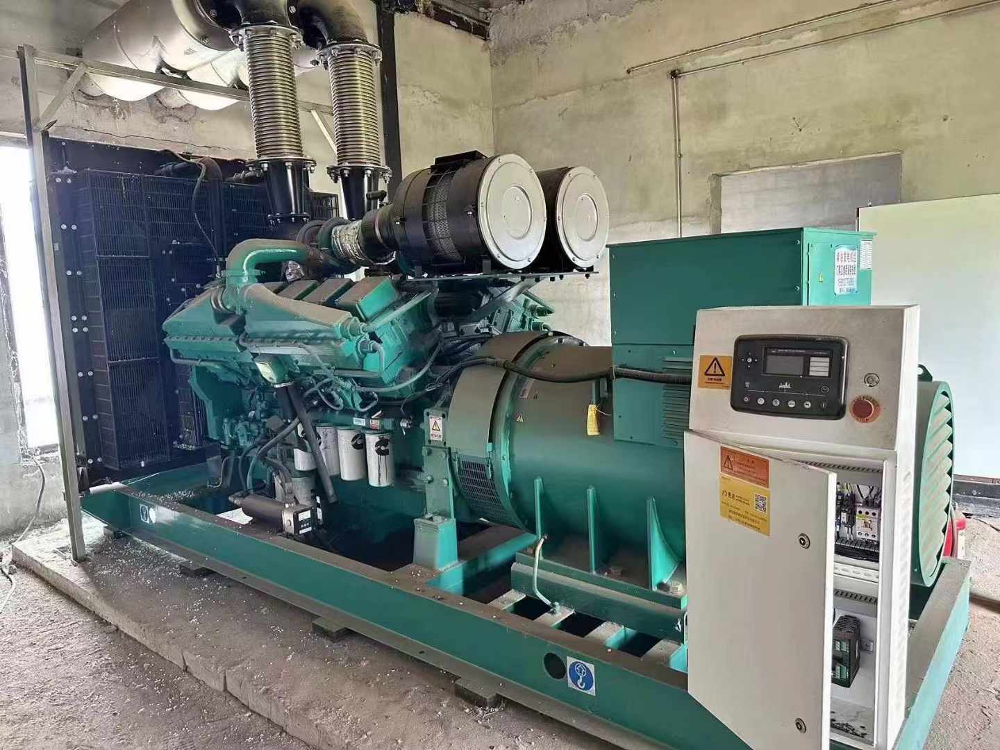 巴音郭楞无功补偿装置的性能评估需要考虑哪些因素?