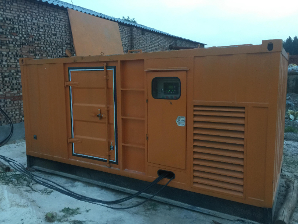 巴音郭楞发电机组长期使用中,电缆线的敷设路径有哪些要求?